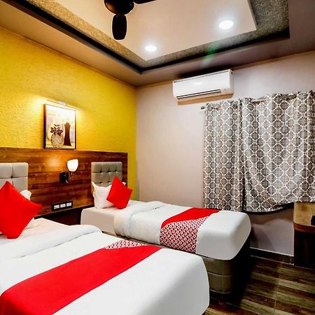 Super Hotel O Padma Manor Brahmapur Exteriör bild