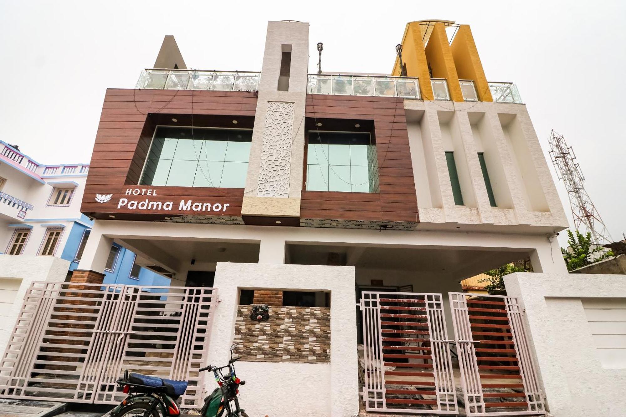 Super Hotel O Padma Manor Brahmapur Exteriör bild